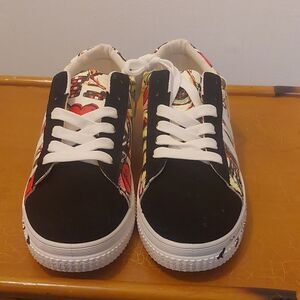 Women Pu Sneakers Size 8.5